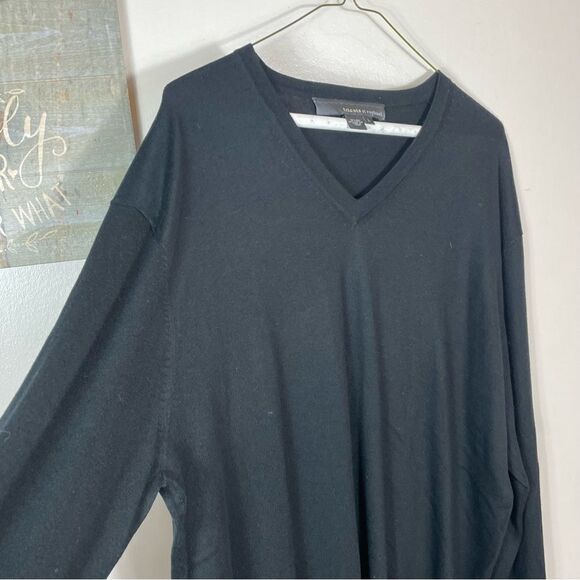 Tricots St Raphael Sweater L
Black V Neck Silk Cotton Blend Knit
Pullover - Picture 3 of 10